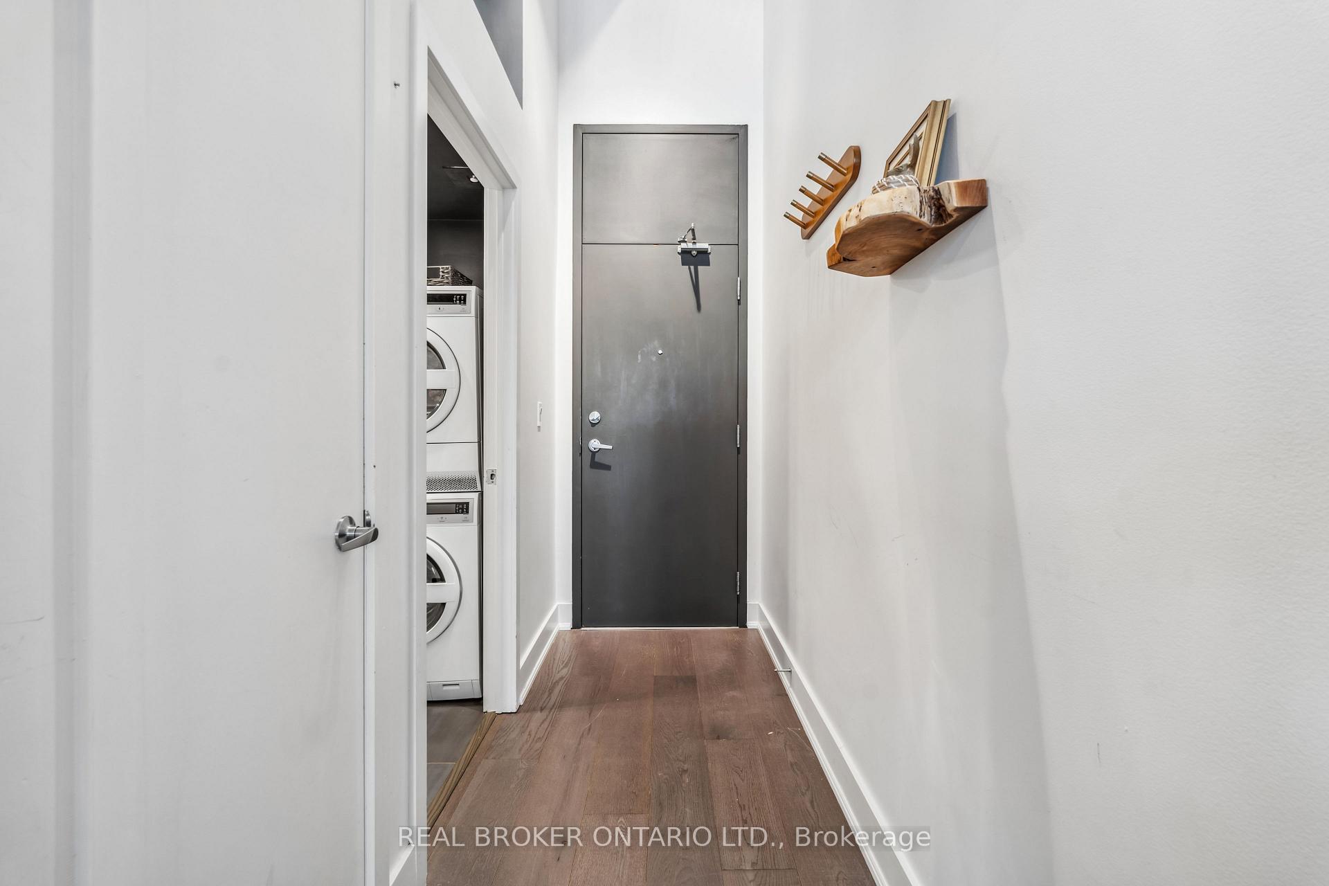 1 Bedroom Condo at 637 Lake Shore, Toronto For sale