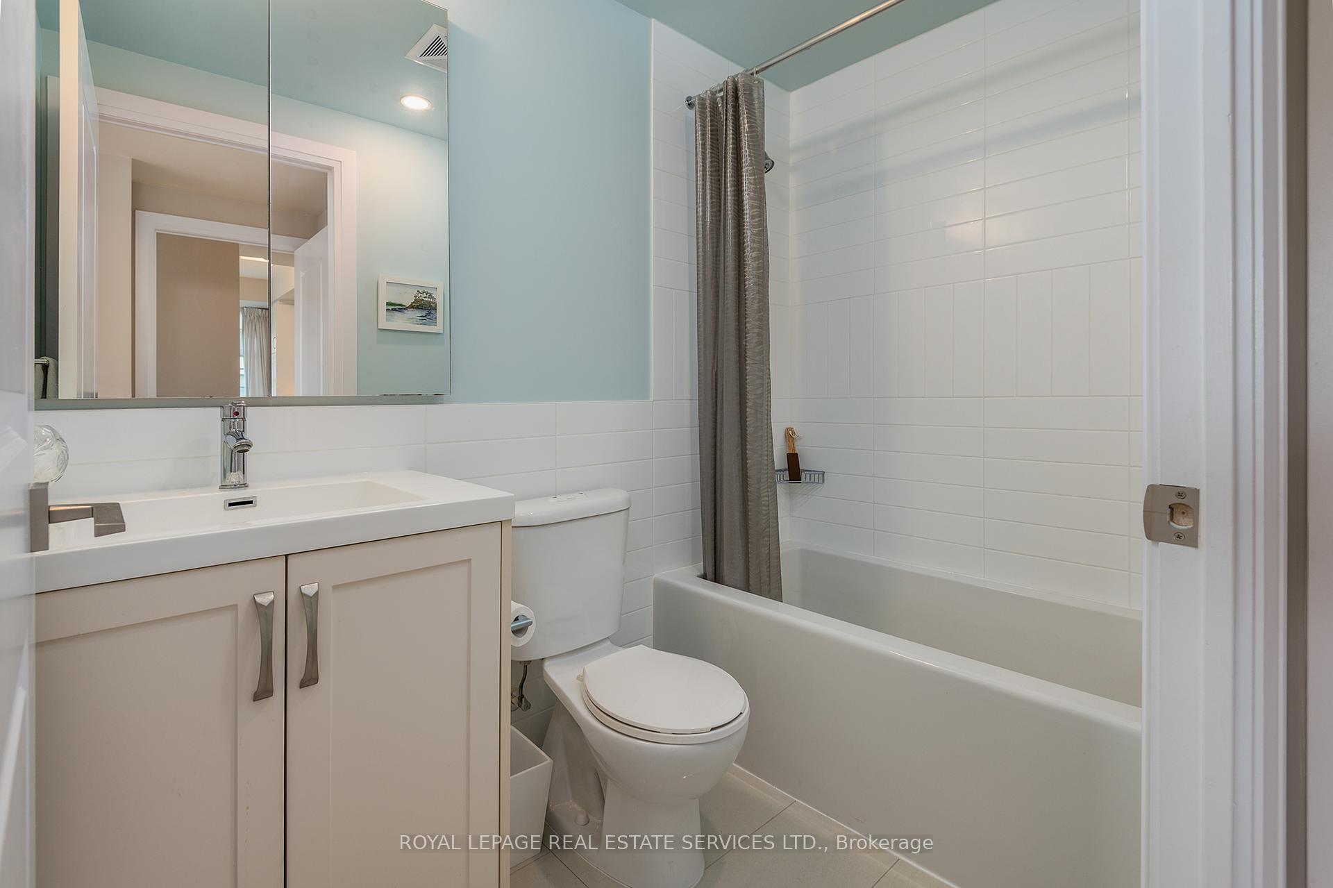 2 Bedrooms Condo at 1 Old Mill,  Toronto For sale