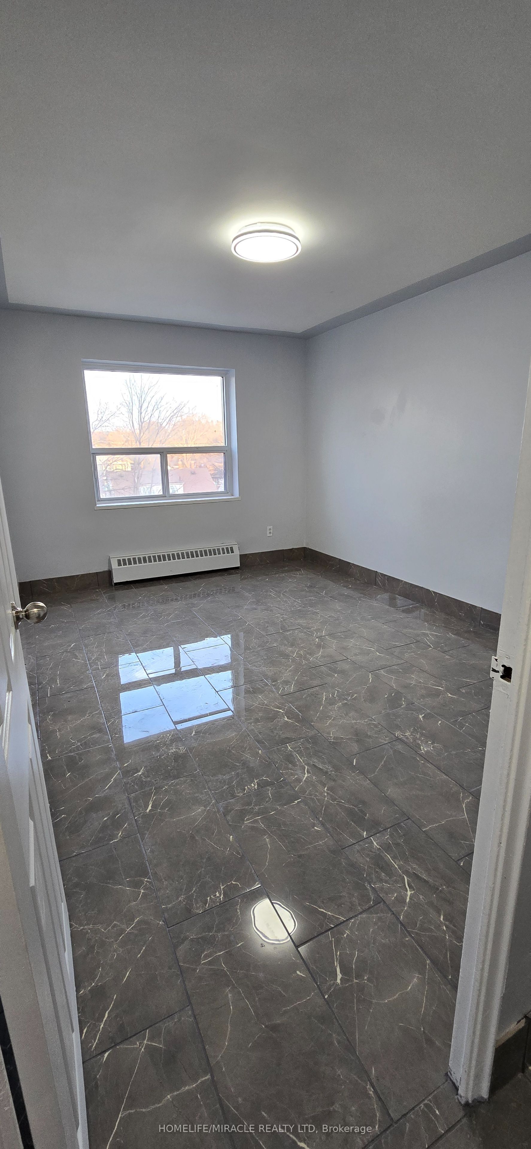 1651 Victoria Park Avenue, #509