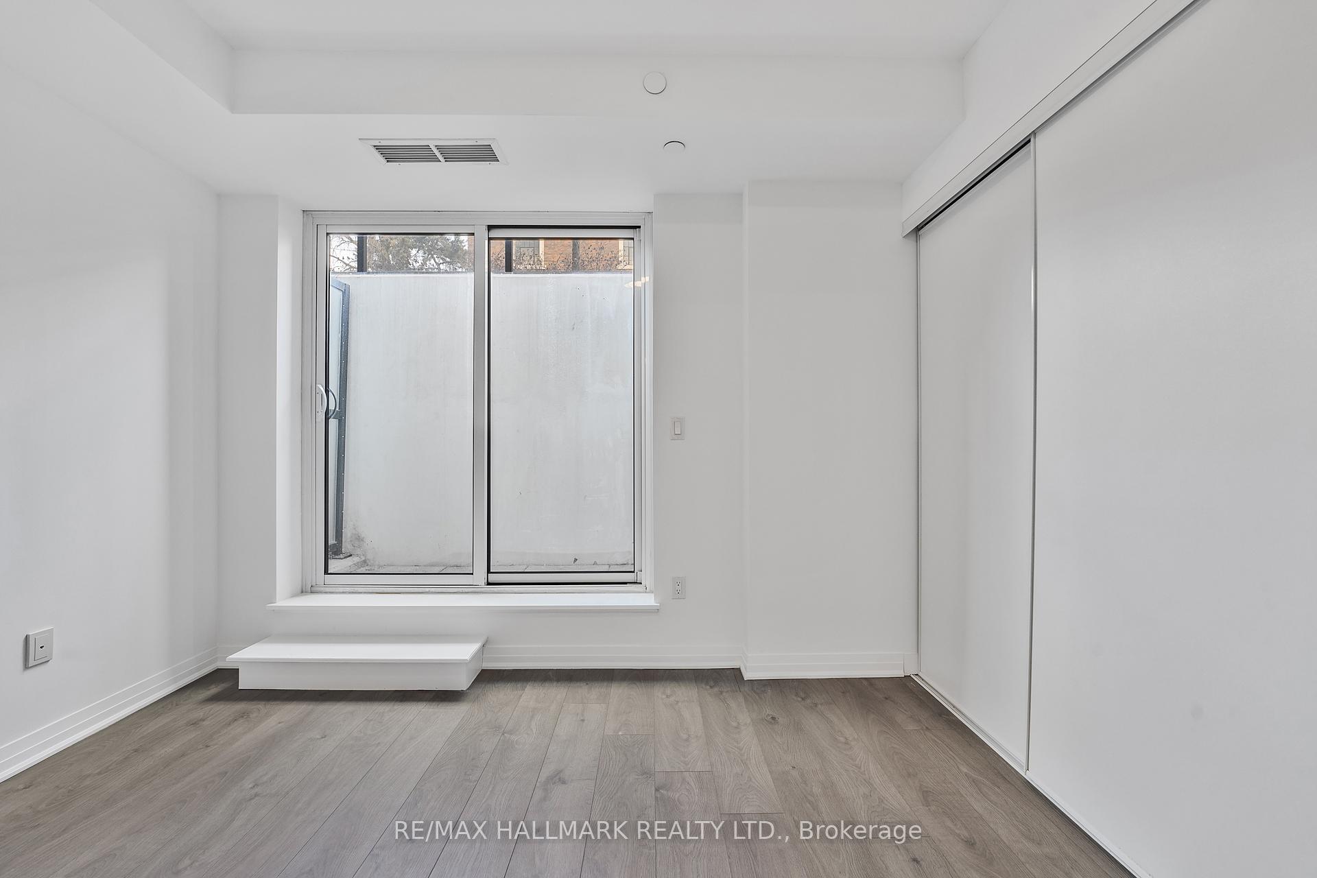 2 Bedrooms Condo at 2301 Danforth, Toronto For sale
