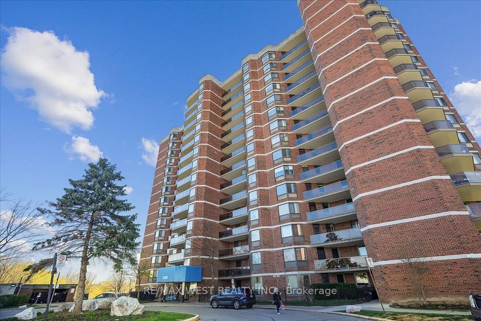 238 Albion