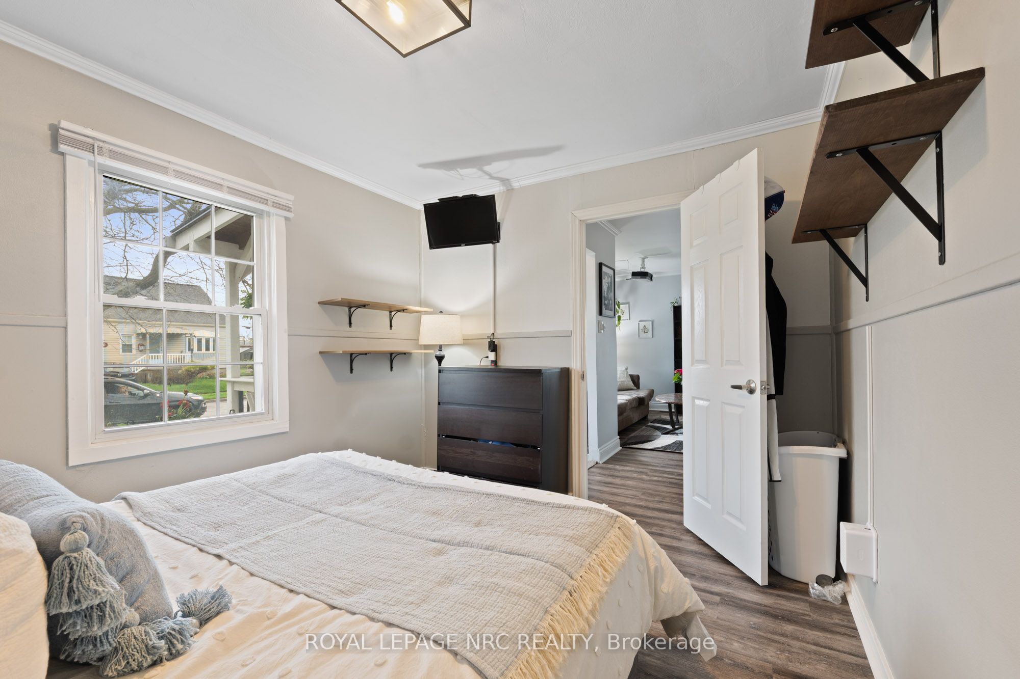7 Lancaster Avenue