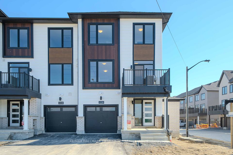 1220 Greentree Path, Oshawa, ON L1L 0X1