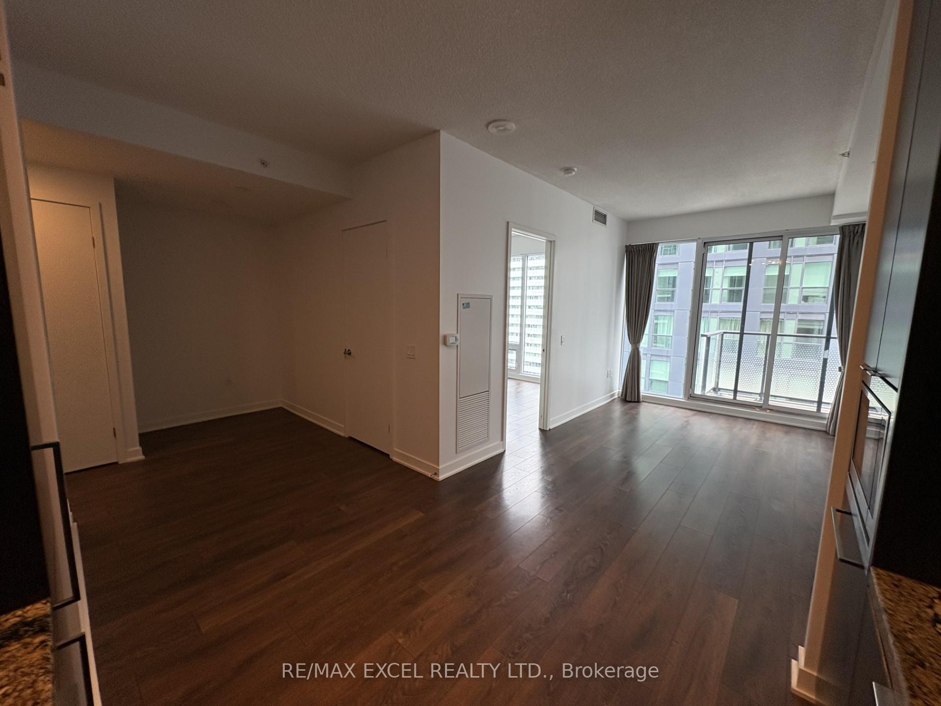 1 Bedroom Condo at 125 Blue Jays, Toronto For sale