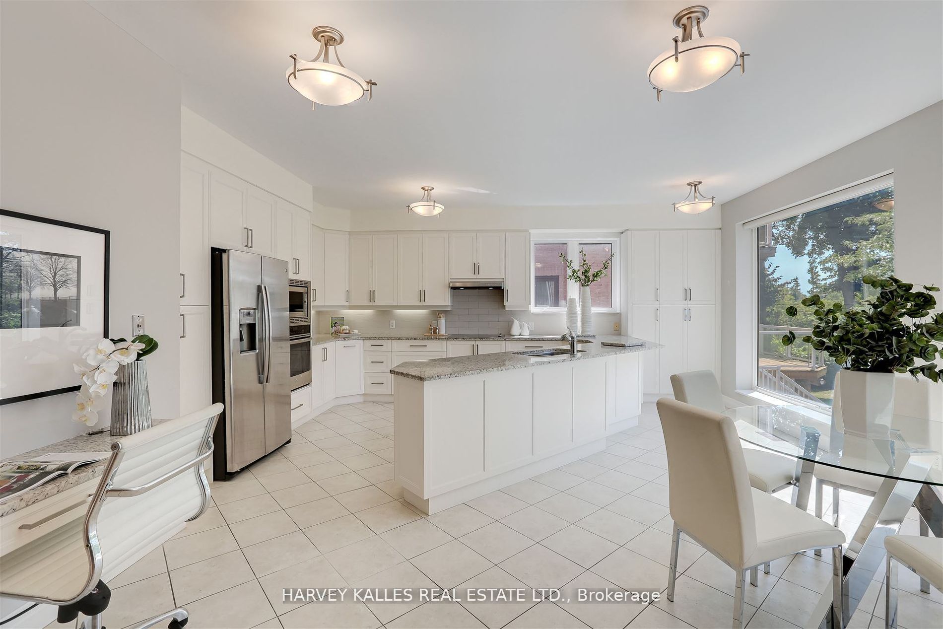 62 Prince Edward Boulevard