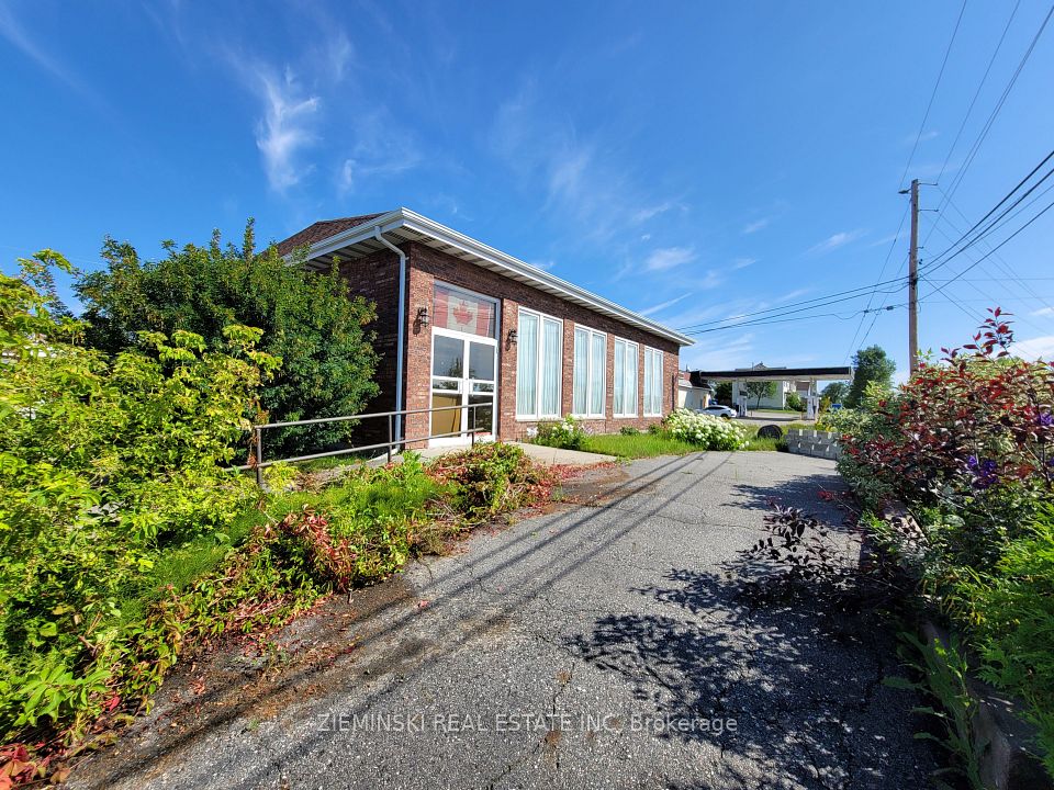 236 Cambridge Avenue, Iroquois Falls, ON P0K 1E0