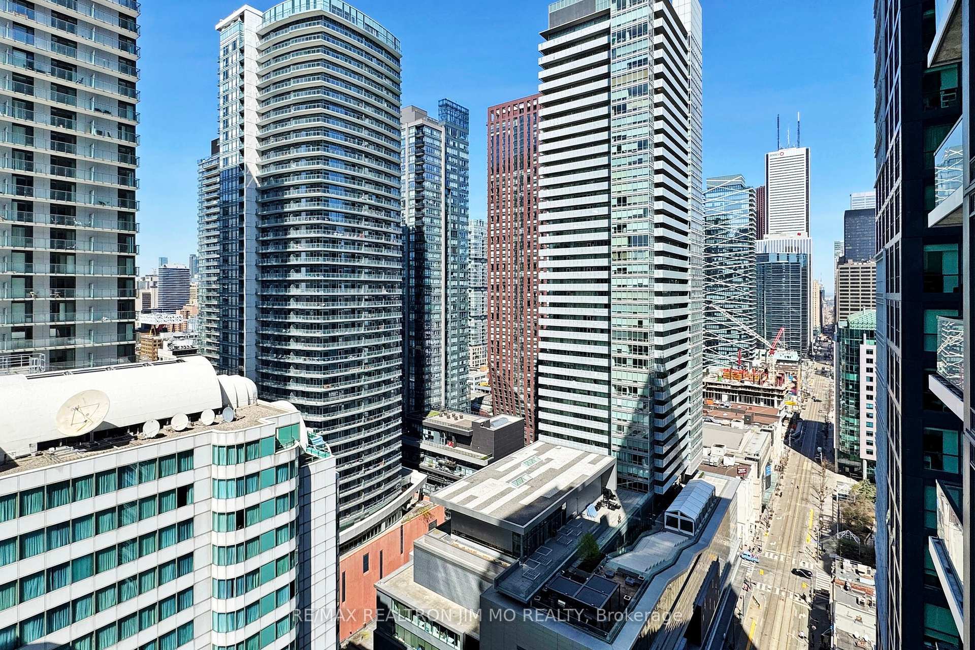 1 Bedroom Condo at 125 Blue Jays, Toronto For sale