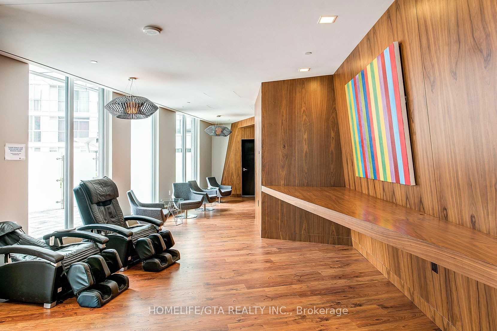 1 Bedroom Condo at 85 Queens Wharf, Toronto For sale