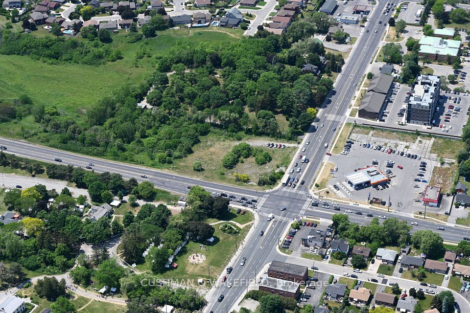 2880 & 2900 King