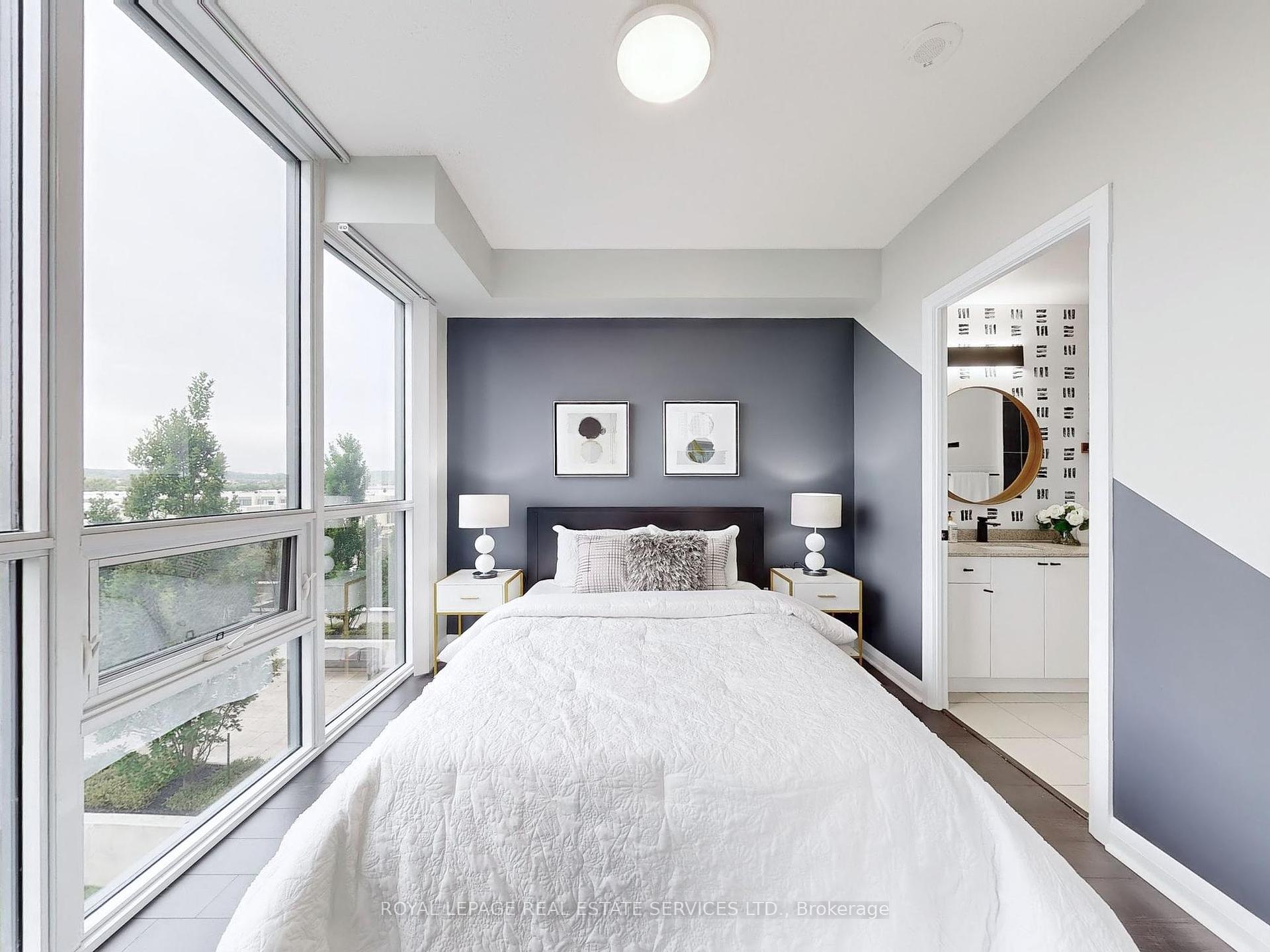 3 Bedrooms Condo at 5025 Four Springs, Mississauga For sale