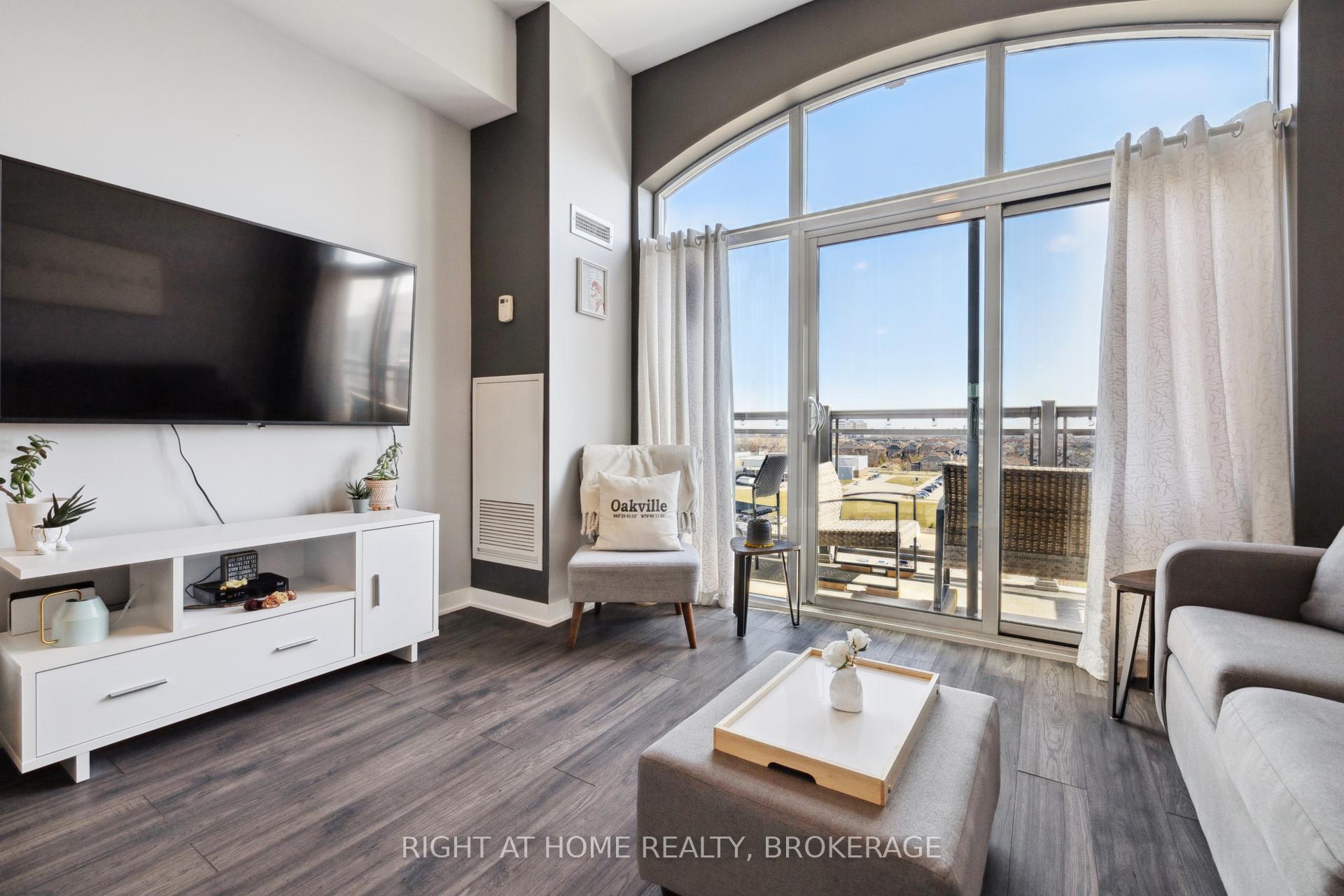 1 Bedroom Condo at 2486 Old Bronte, Oakville For sale