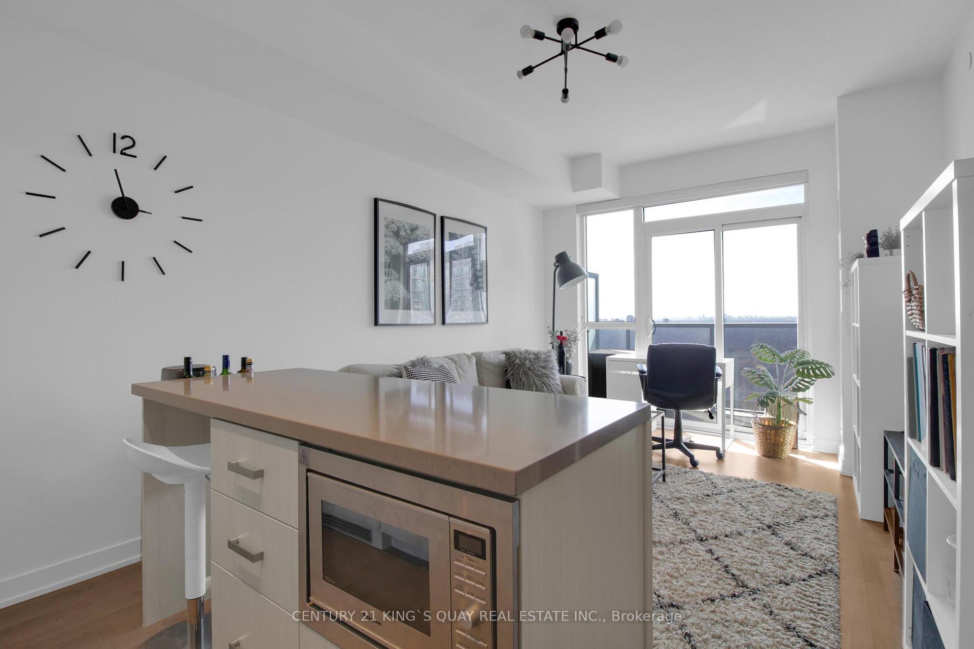 2 Bedrooms Condo at 501 St Clair,  Toronto For sale