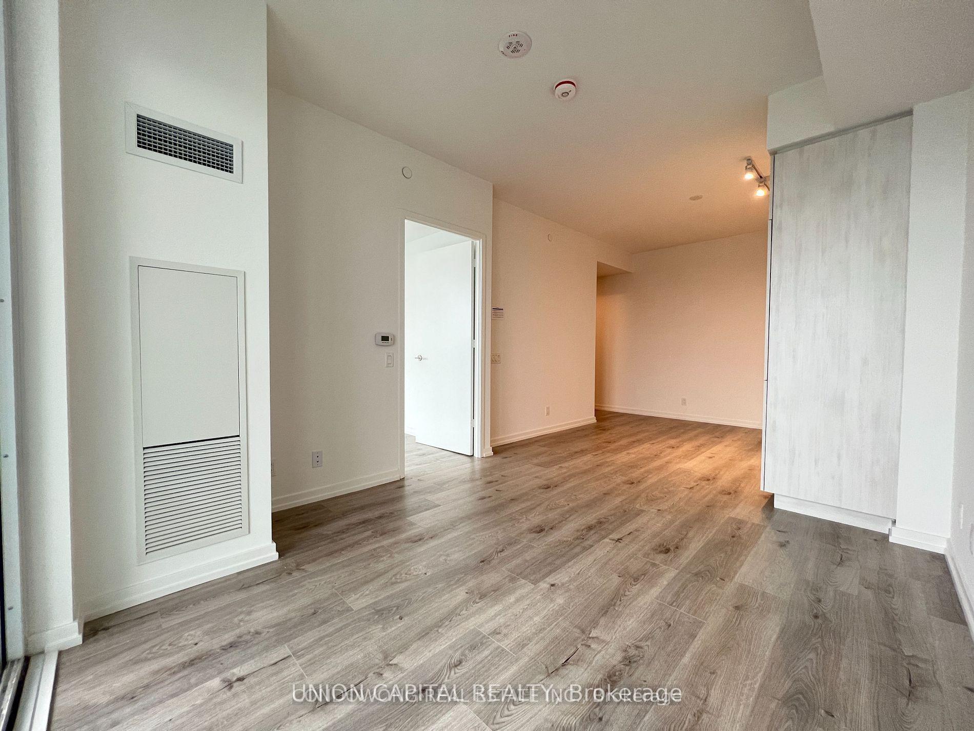 1 Bedroom Condo at 7890 Jane,  Vaughan For sale