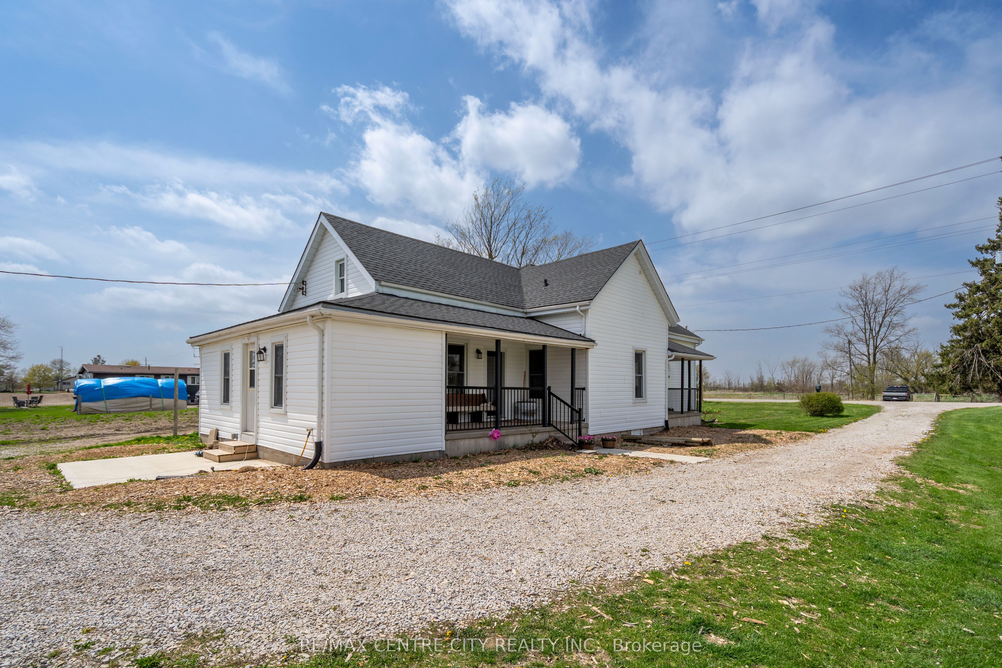 3501 Concession Drive, Southwest Middlesex, ON N0L 1M0