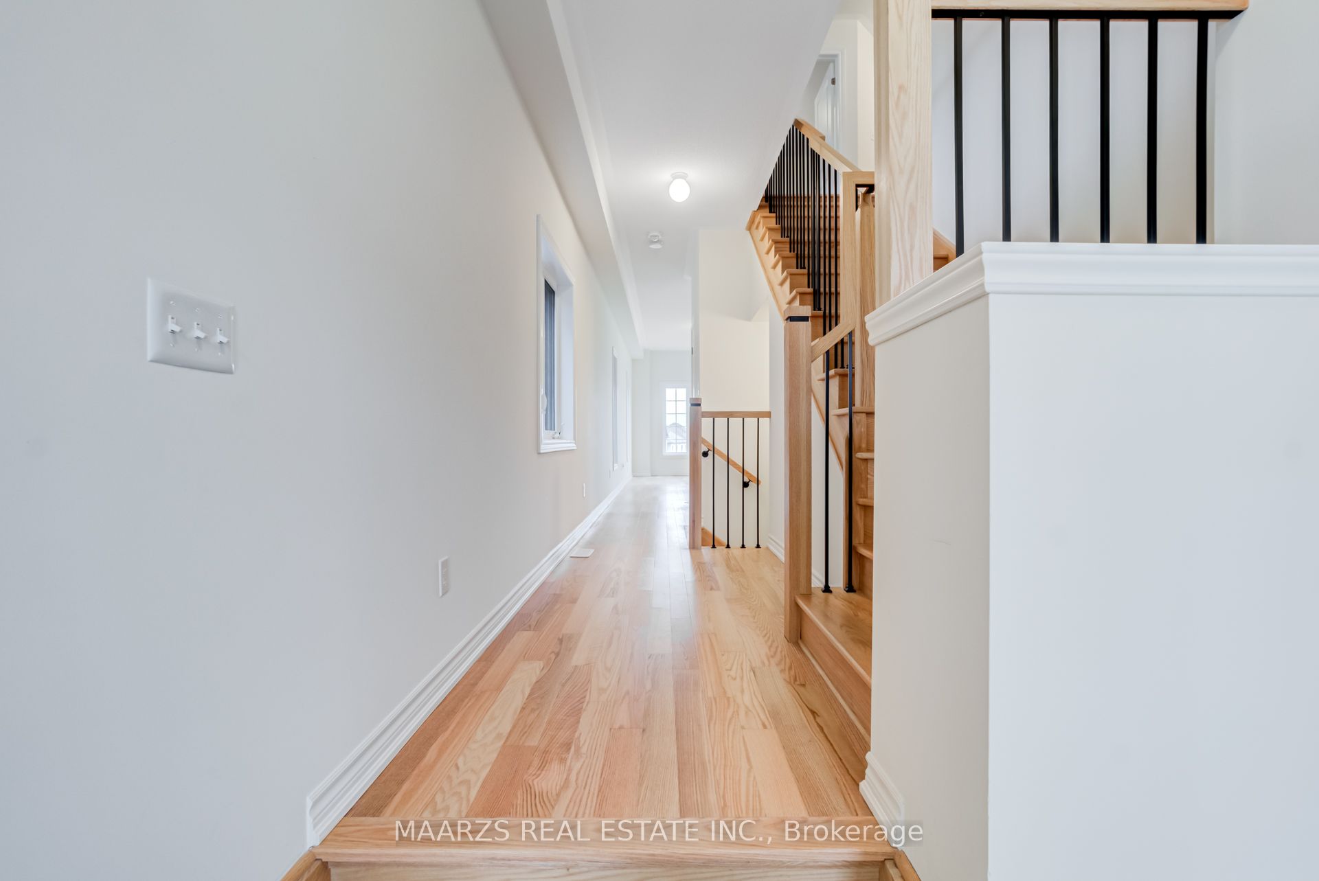 1113 Skyridge Boulevard, Pickering, ON L1X 2R2