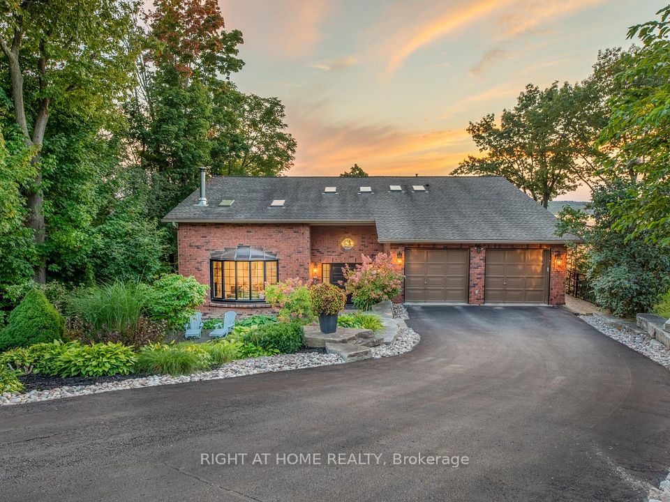12 Pettet Drive, Scugog, ON L9L 1B4