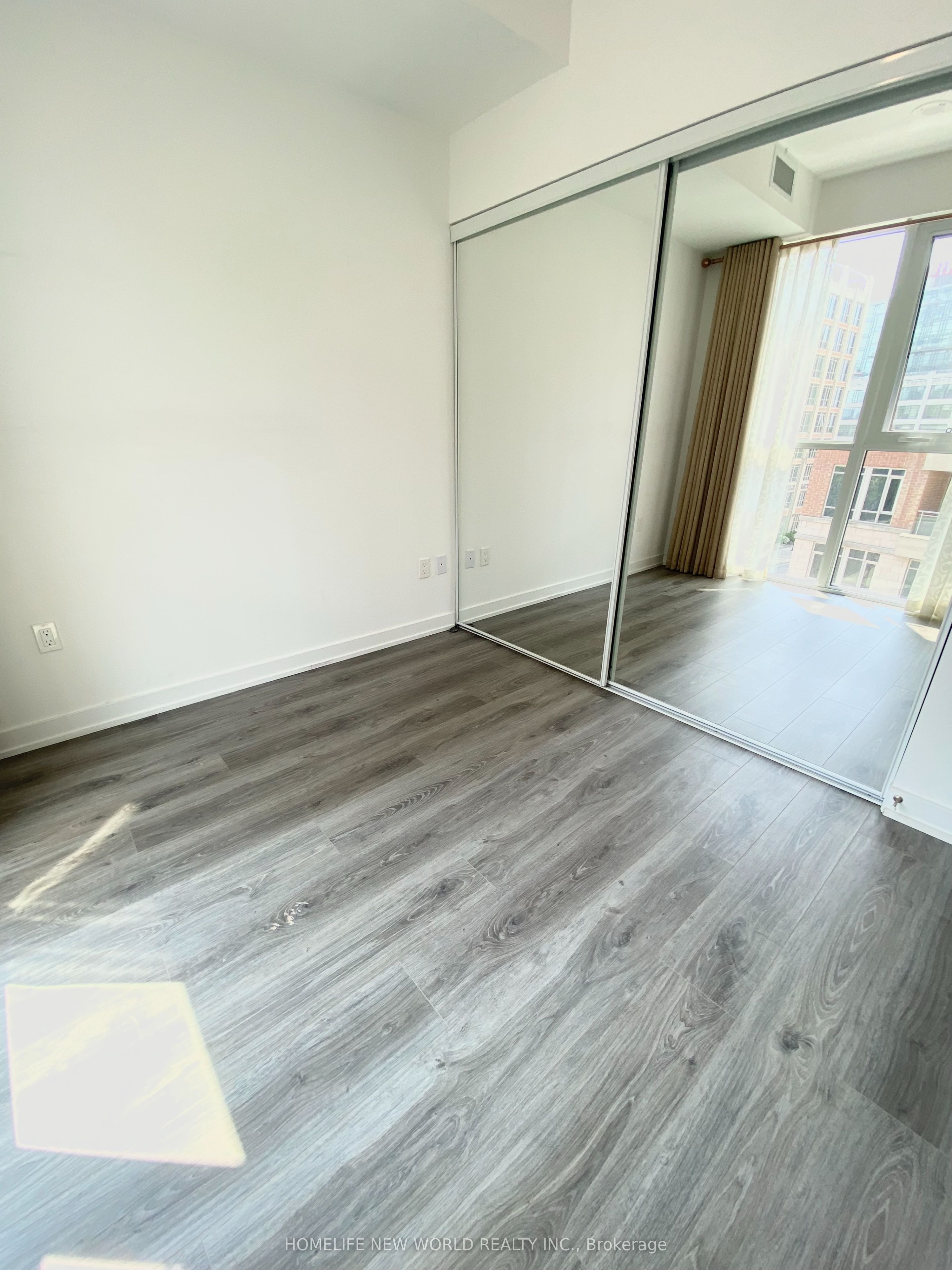 38 Iannuzzi Street, #520