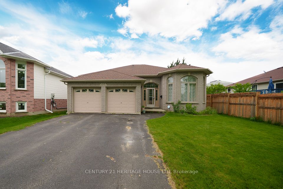 219 Balmoral