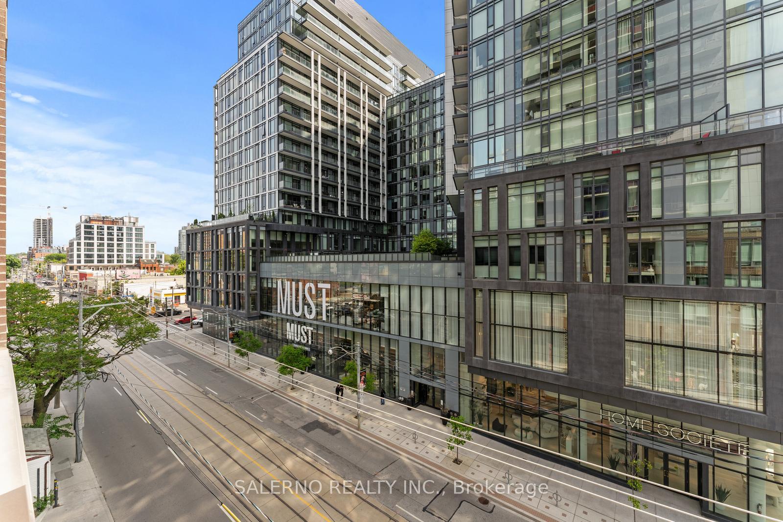2 Bedrooms Condo at 120 Parliament, Toronto For sale