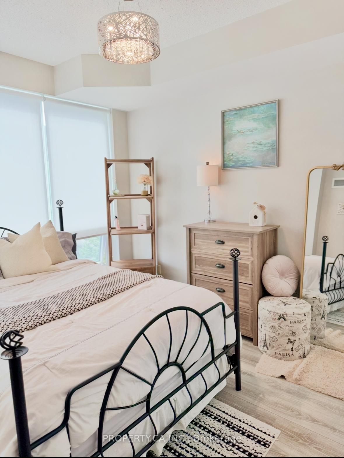 2 Bedrooms Condo at 60 Byng, Toronto For sale