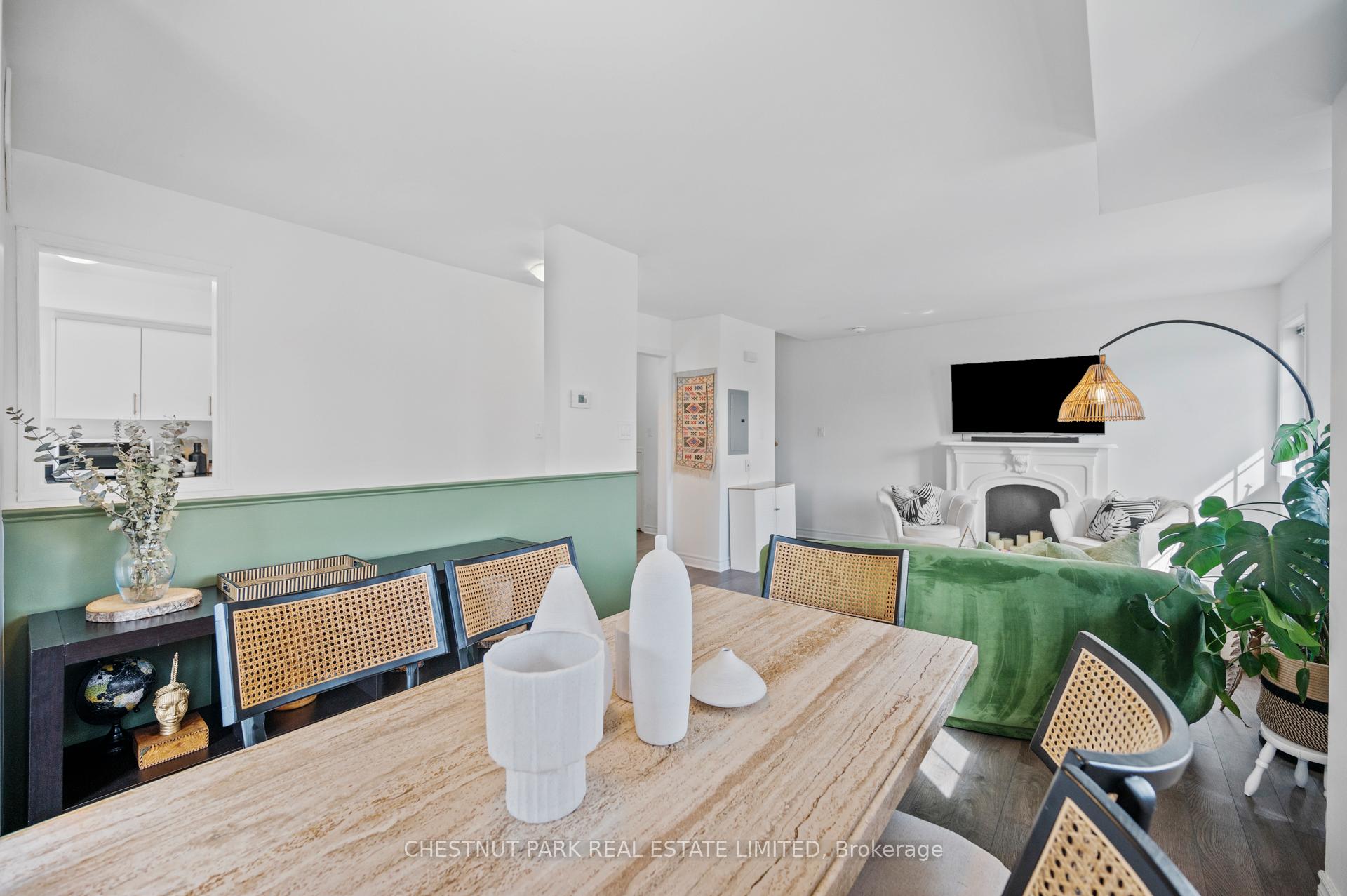 3 Bedrooms Condo at 58 Sidney Belsey,  Toronto For sale