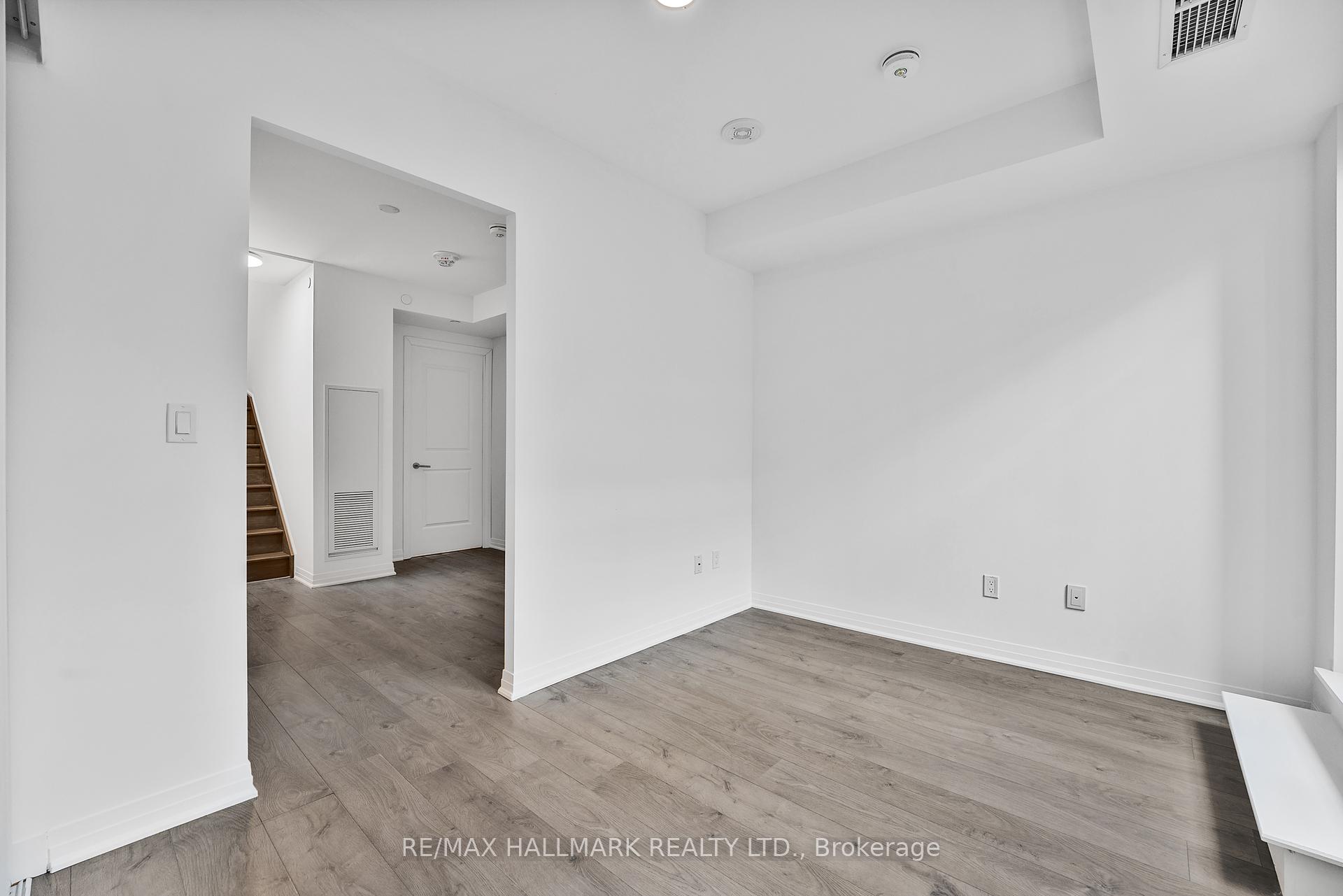2 Bedrooms Condo at 2301 Danforth, Toronto For sale