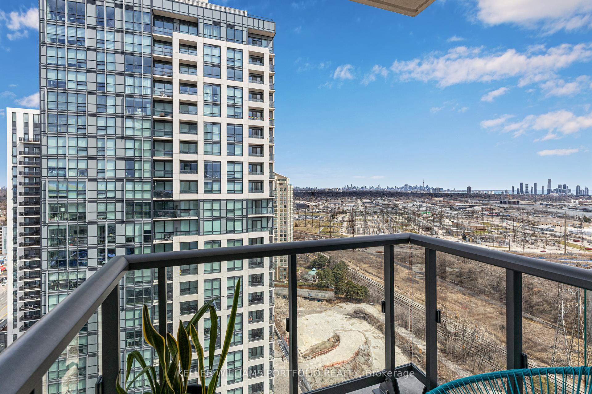 2 Bedrooms Condo at 50 Thomas Riley, Toronto For sale