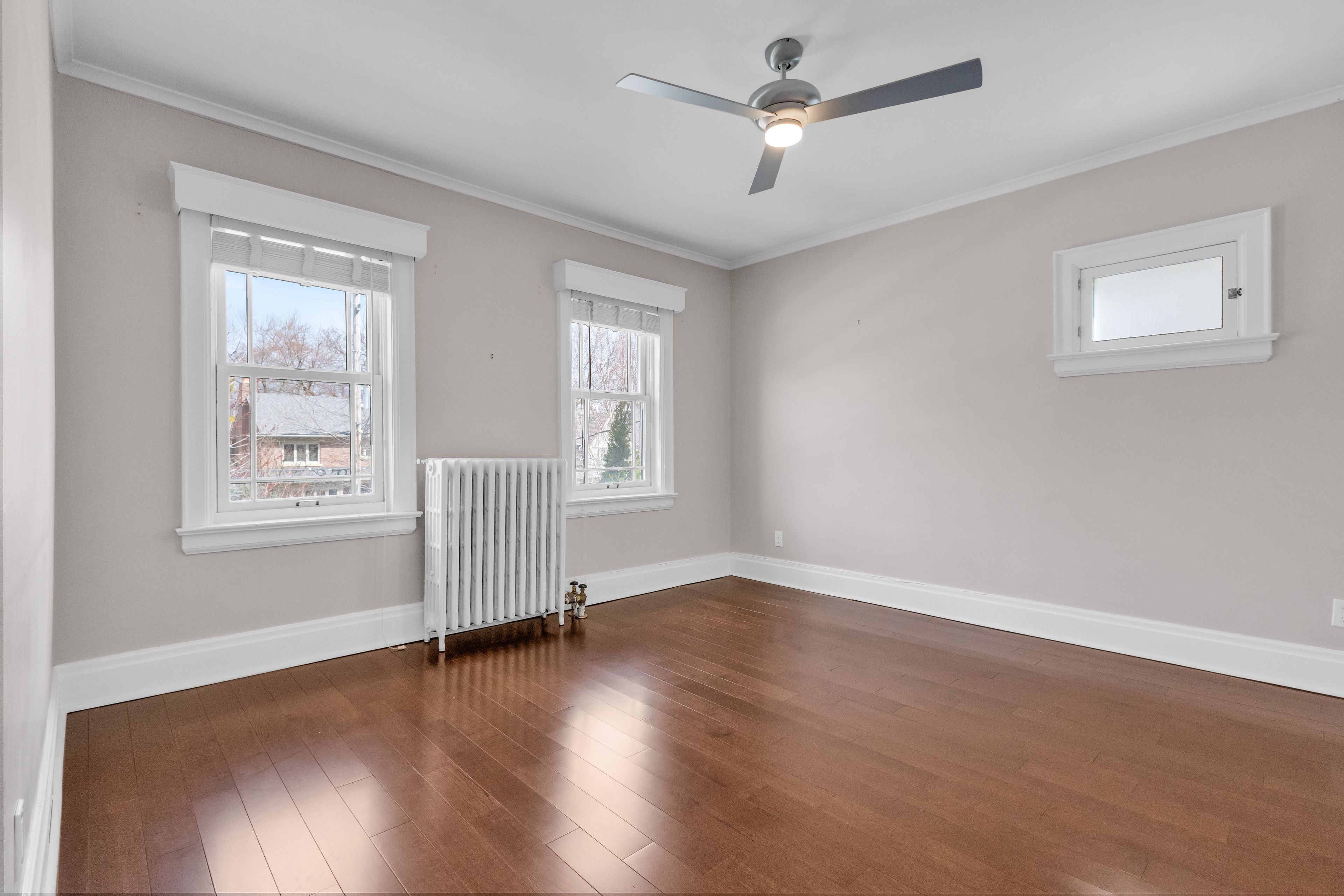 111 Strathallan Boulevard