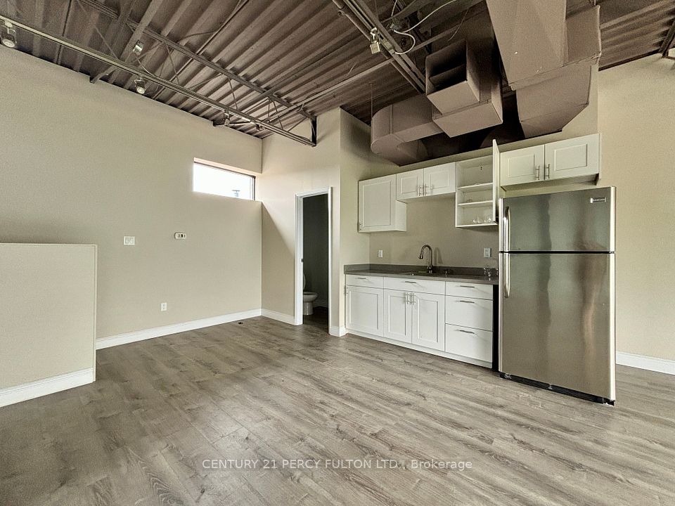 2nd floor with kitchenette