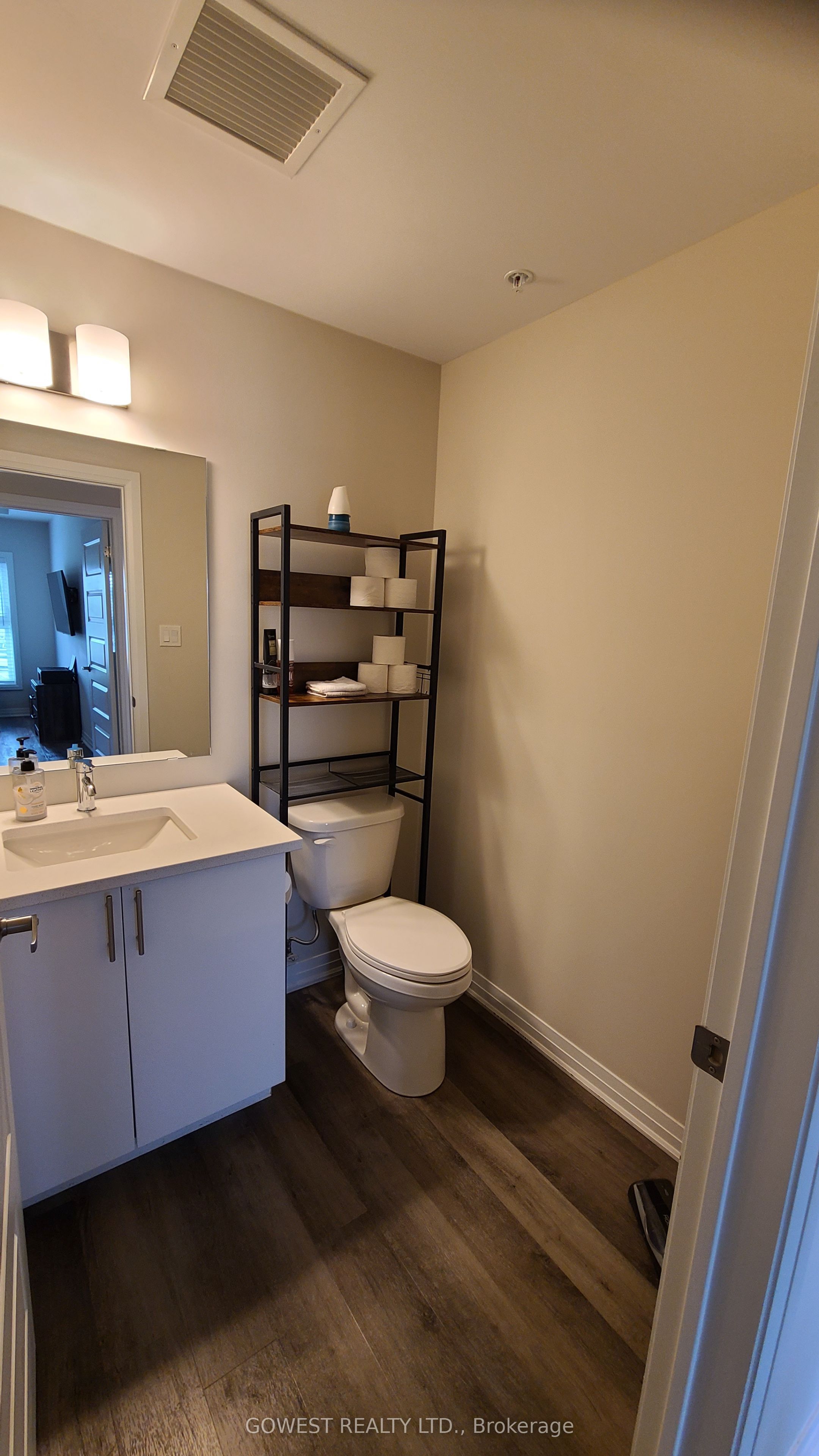 610 Farmstead Drive #309, Milton 1038 - WI Willmott