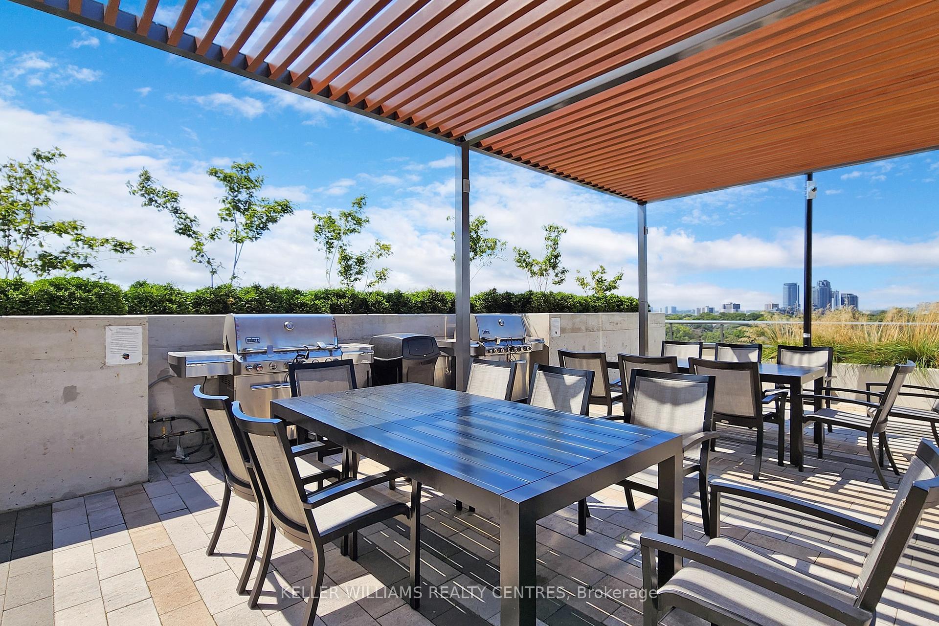 2 Bedrooms Condo at 50 Thomas Riley, Toronto For sale