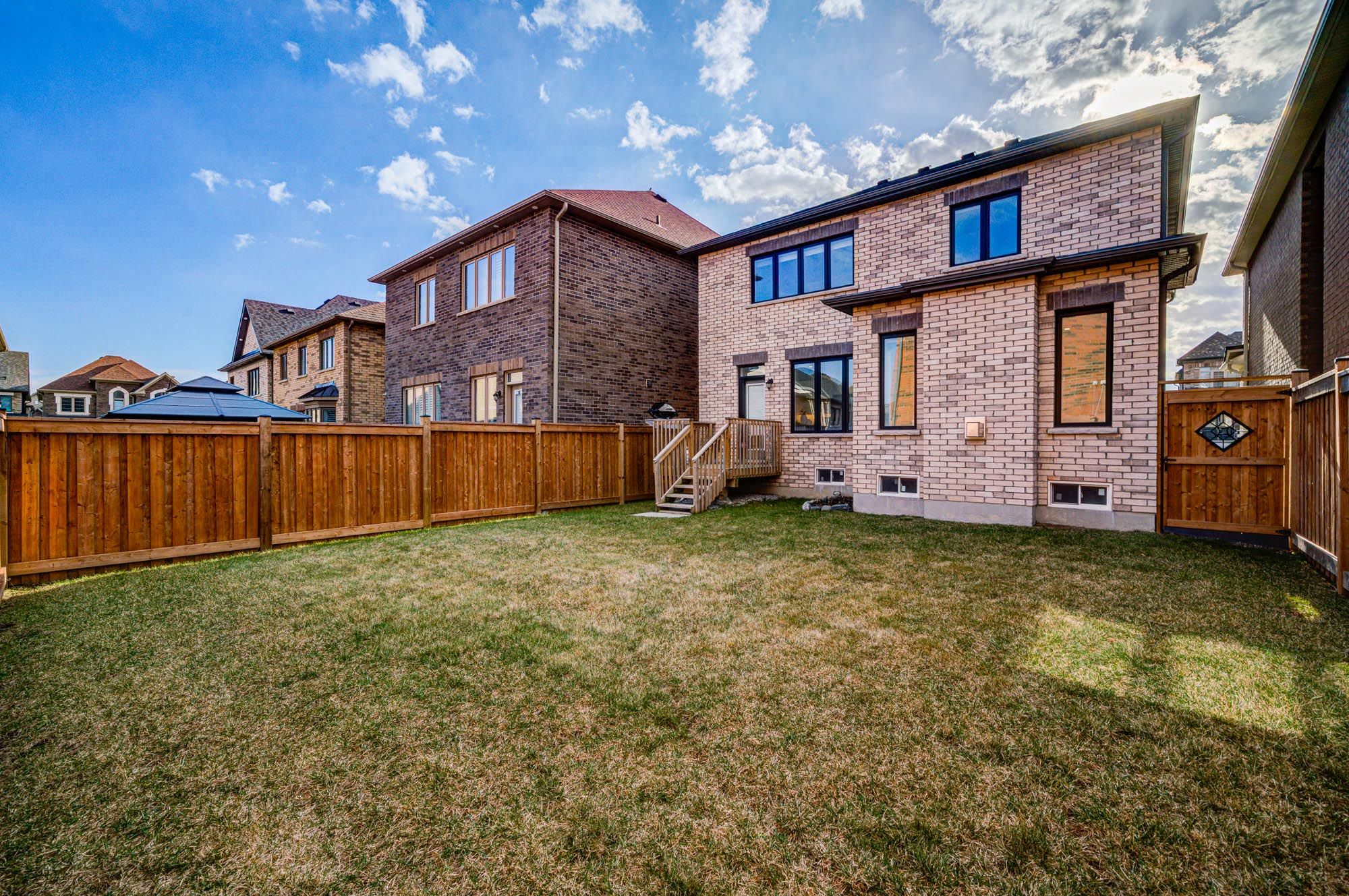 7 Capstan Court