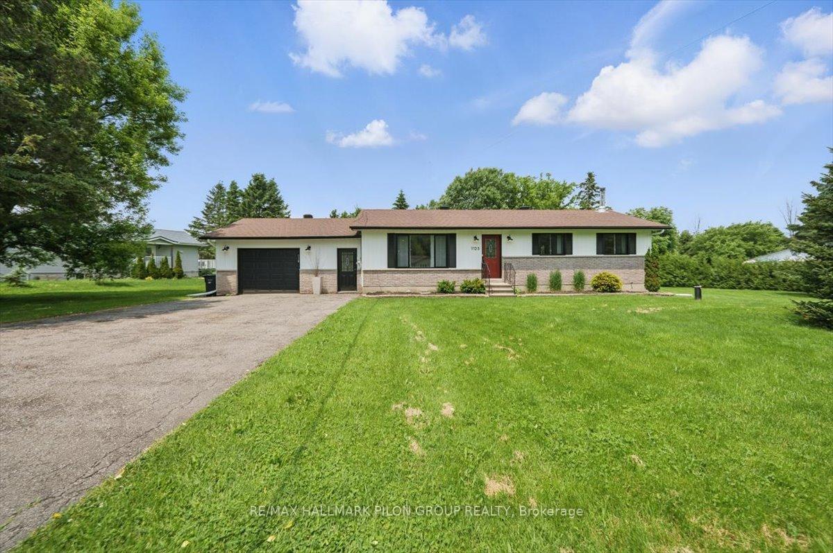1125 Barnett Drive, OrleansCumberlandandArea, ON K4C 1C7