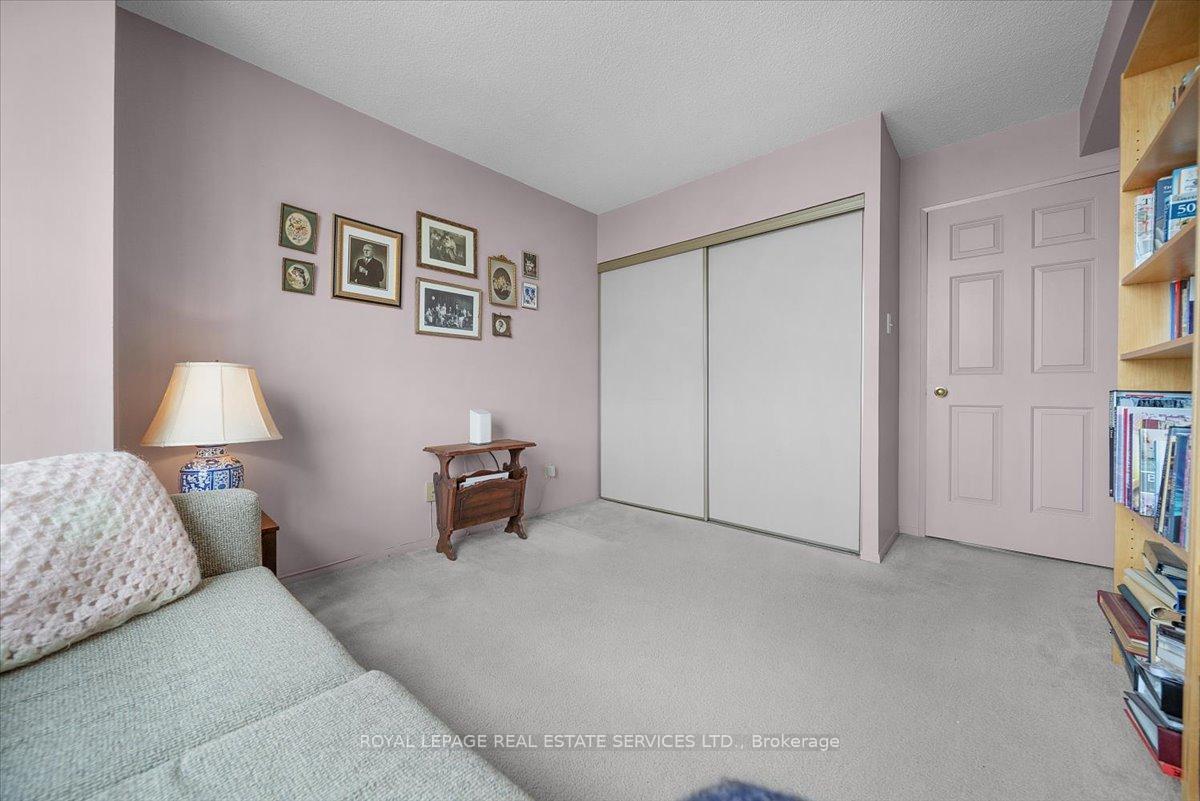 3 Bedrooms Condo at 271 Ridley, Toronto For sale