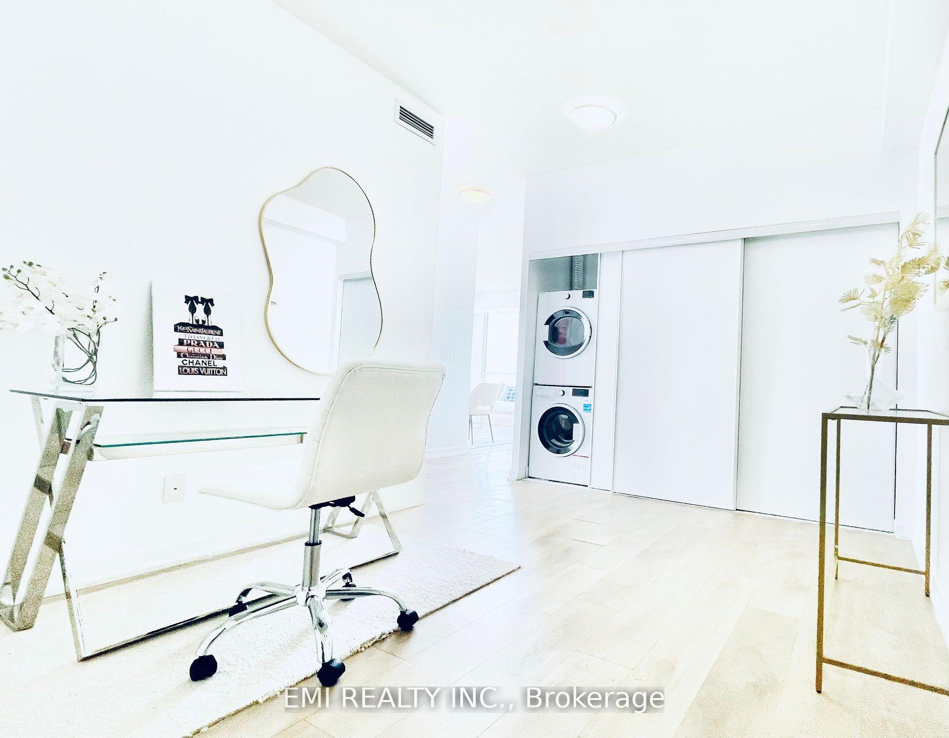 3 Bedrooms Condo at 36 Forest Manor, Toronto For sale