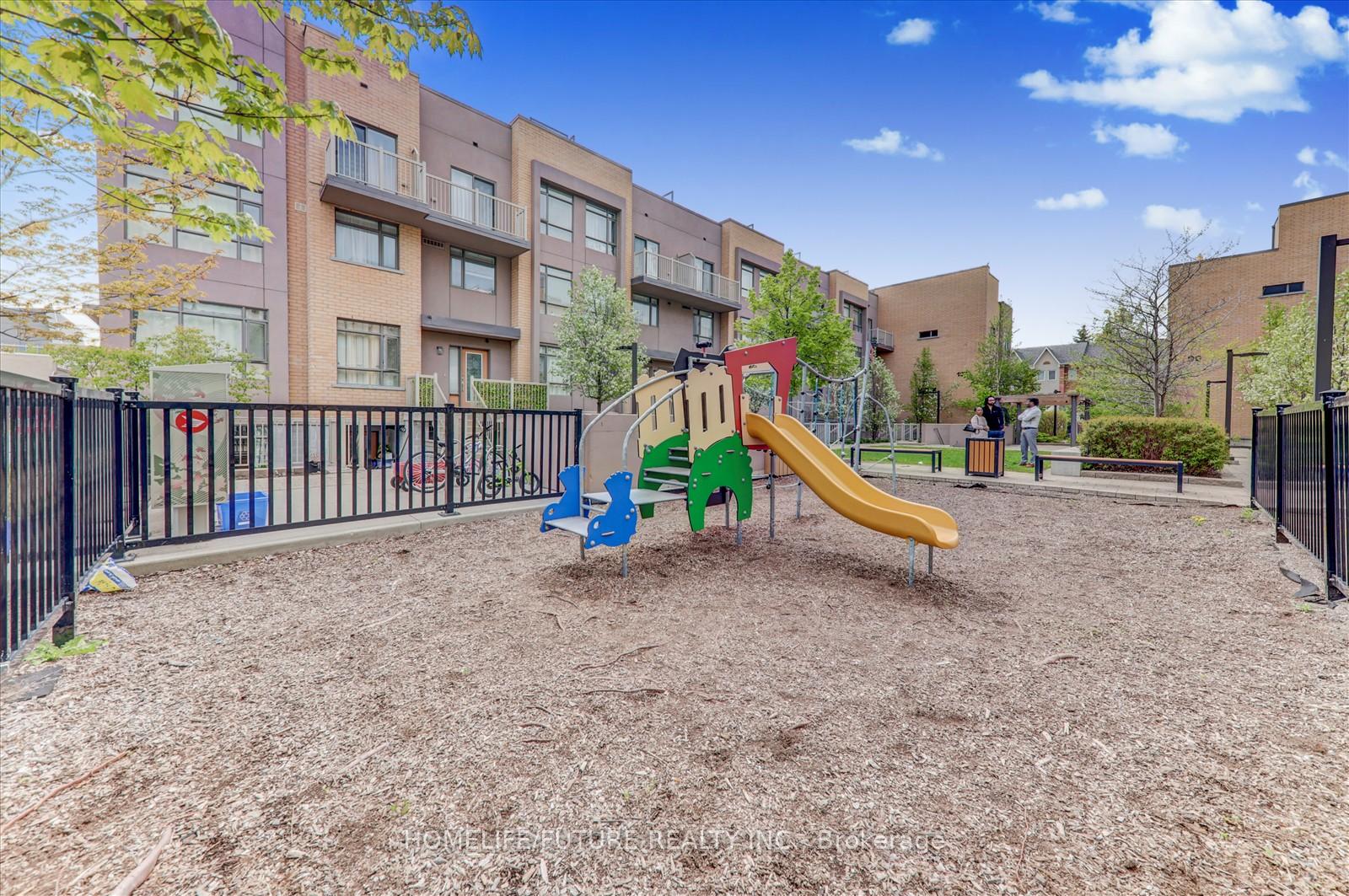 1 Bedroom Condo at 1070 Progress, Toronto For sale