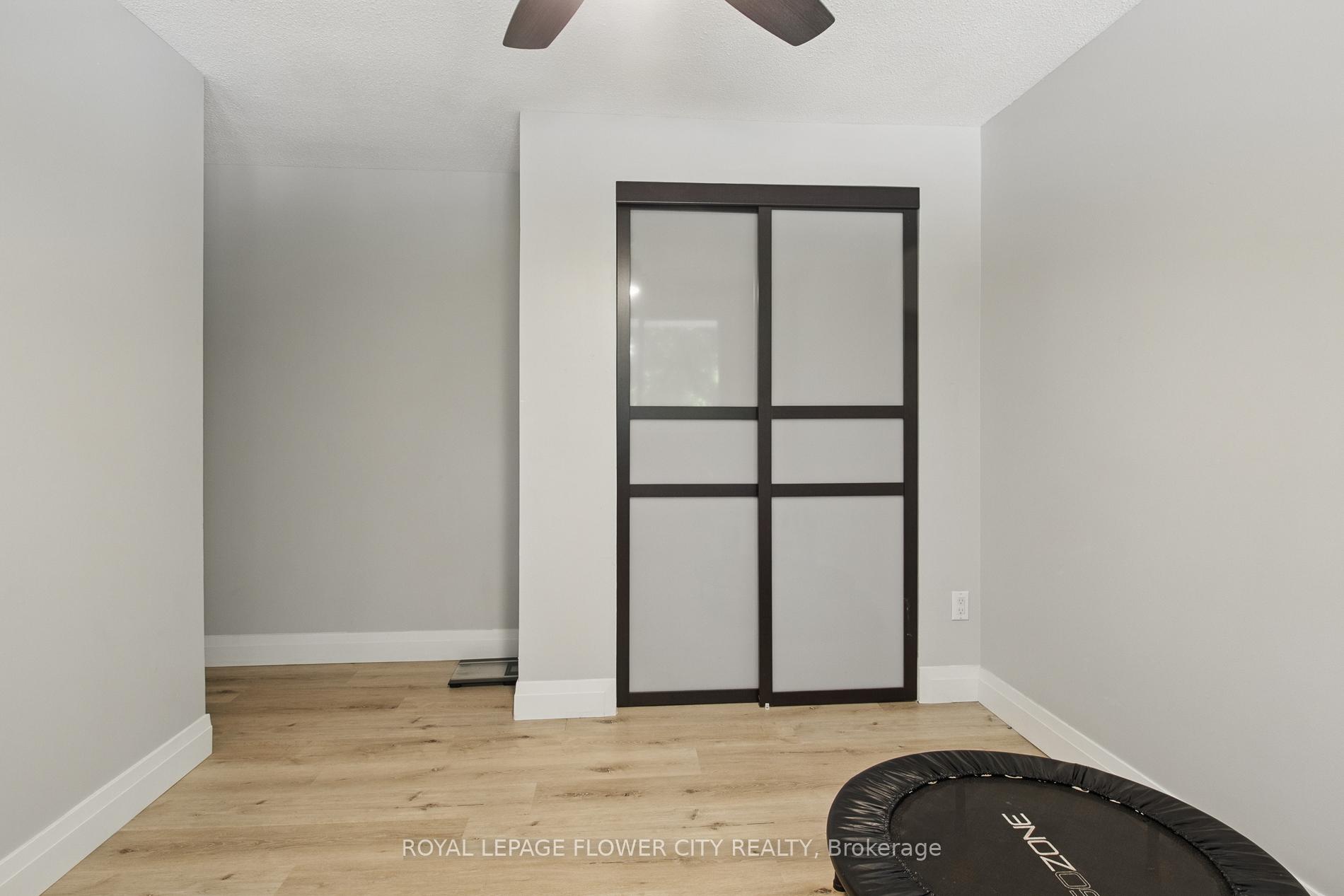 3 Bedrooms Condo at 151 Gateshead, Hamilton For sale