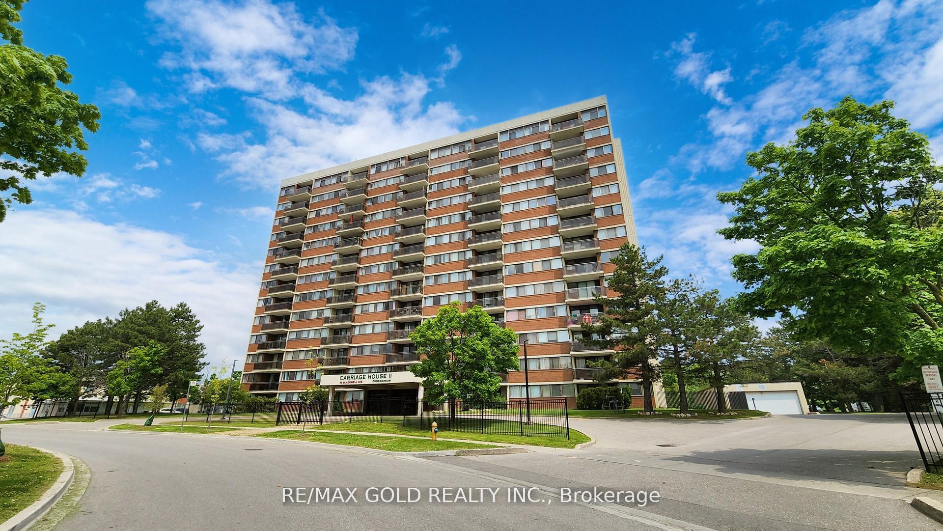 2 Bedrooms Condo at 99 Blackwell, Toronto For sale