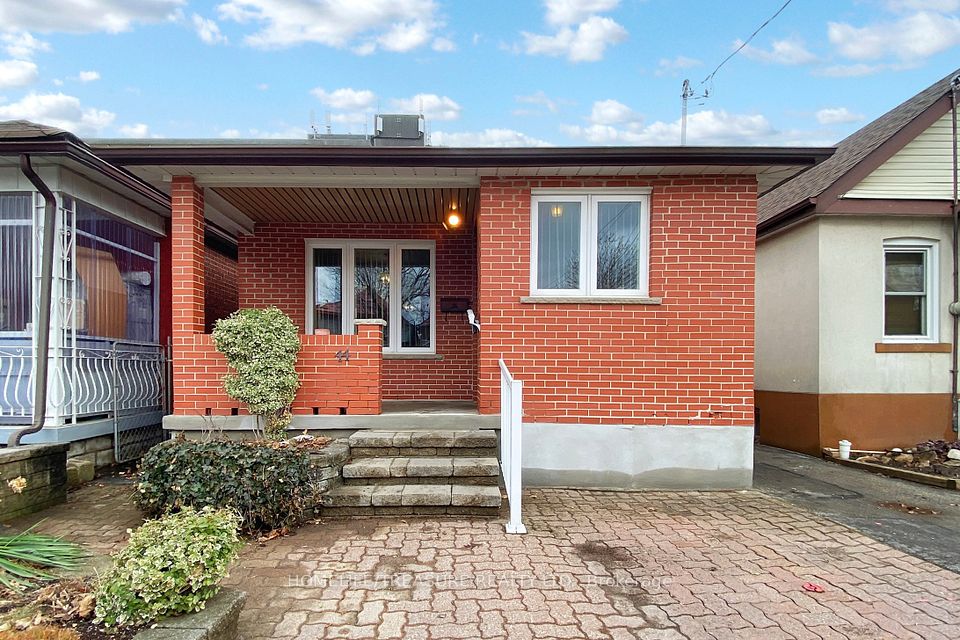 44 Grandville