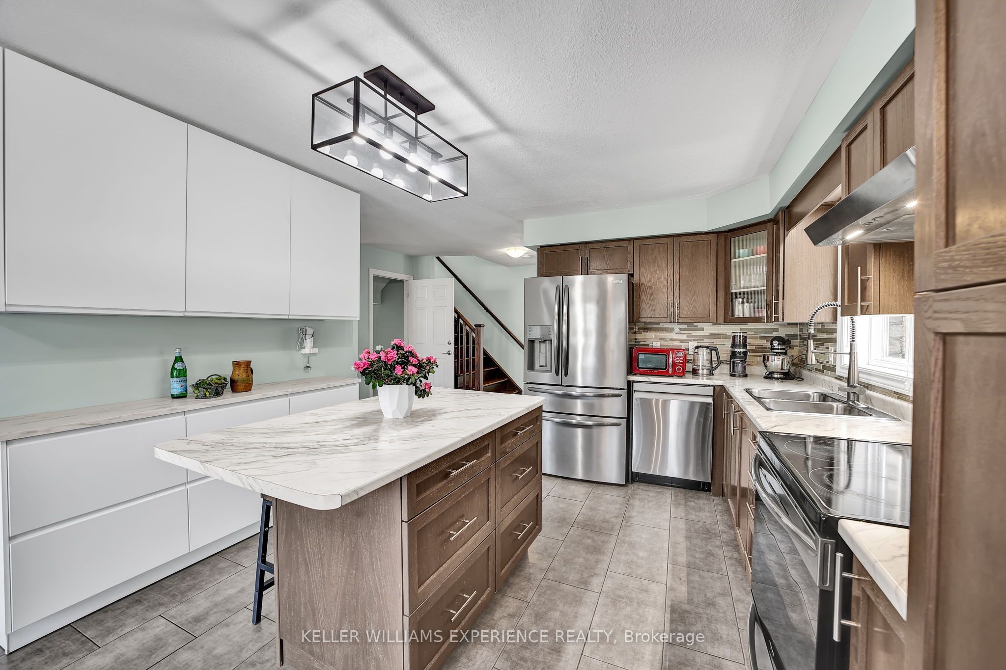 13 KAYLA Crescent