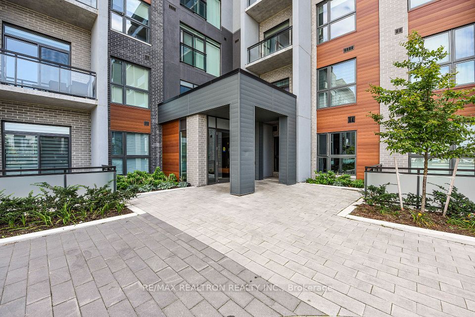 95 Dundas Street
