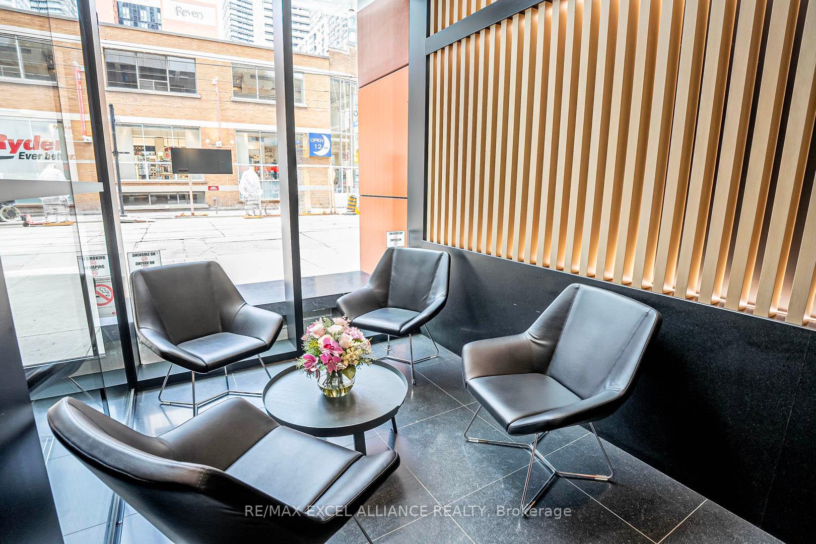 2 Bedrooms Condo at 357 King,  Toronto For sale