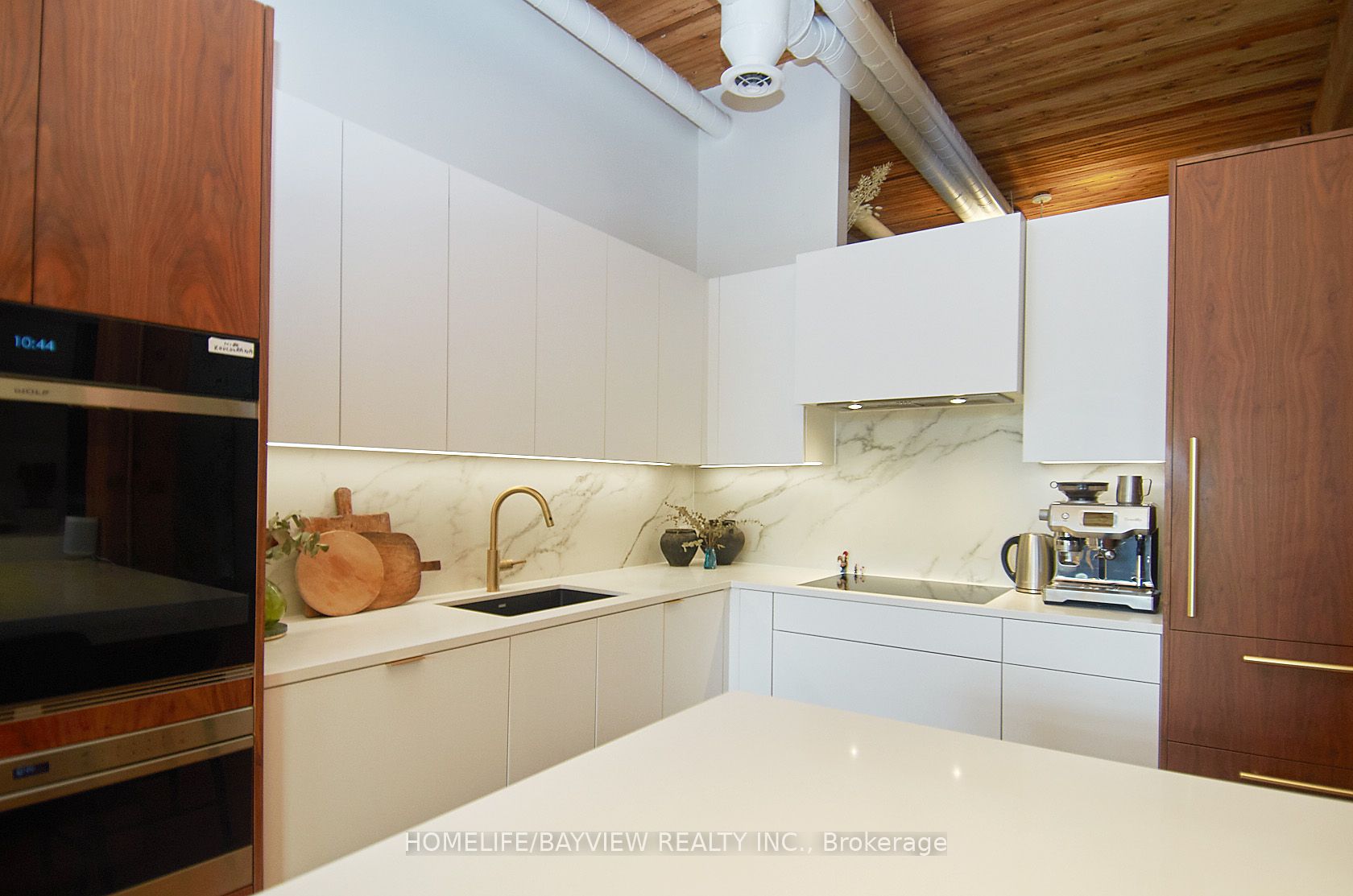 993 Queen Street W, #203