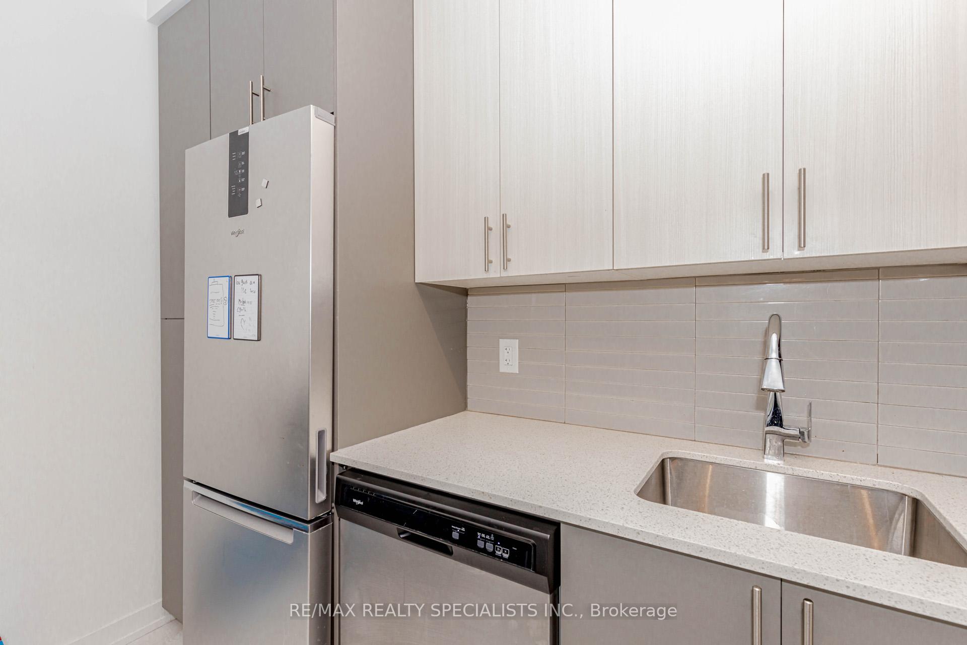 1 Bedroom Condo at 415 Main,  Hamilton For sale