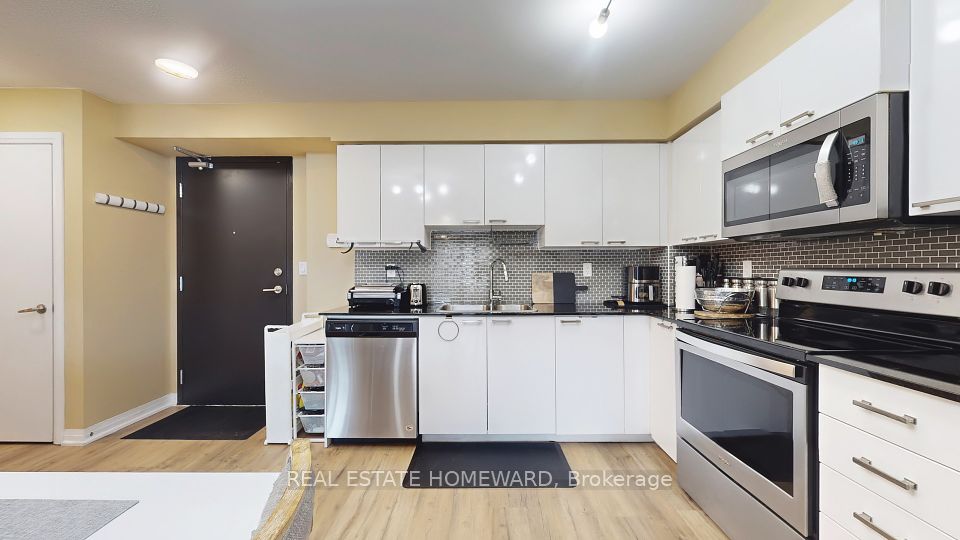 #305 - 2150 Lawrence Avenue, Toronto, ON M1R 3A7