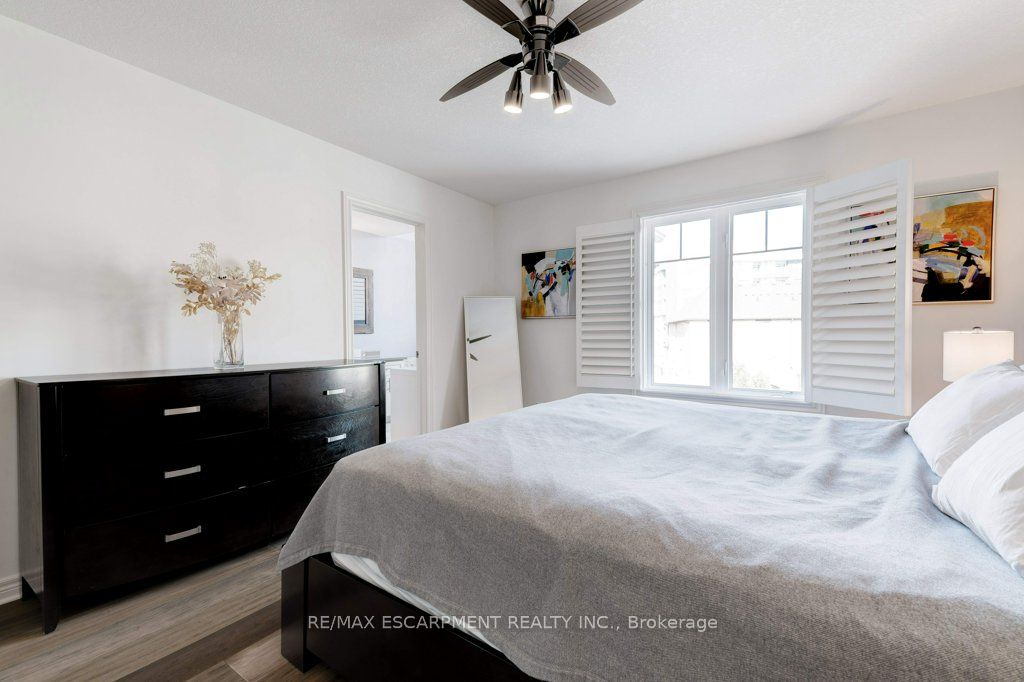 98 Shoreview Place, #12