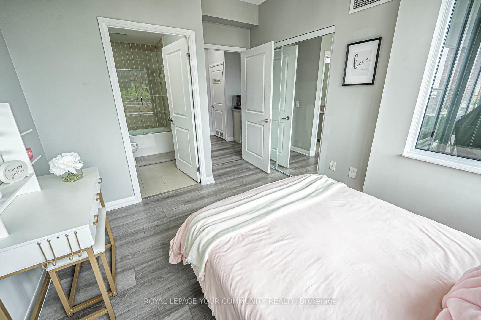 3 Bedrooms Condo at 99 EAGLE ROCK, Vaughan For sale