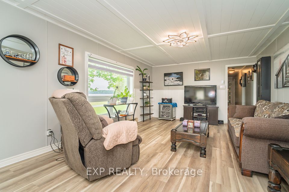 5 Evergreen Lane, McNab/Braeside, ON K0A 3L0