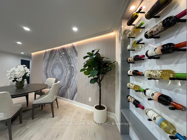 2 Bedrooms Condo at 85 Skymark,  Toronto For sale