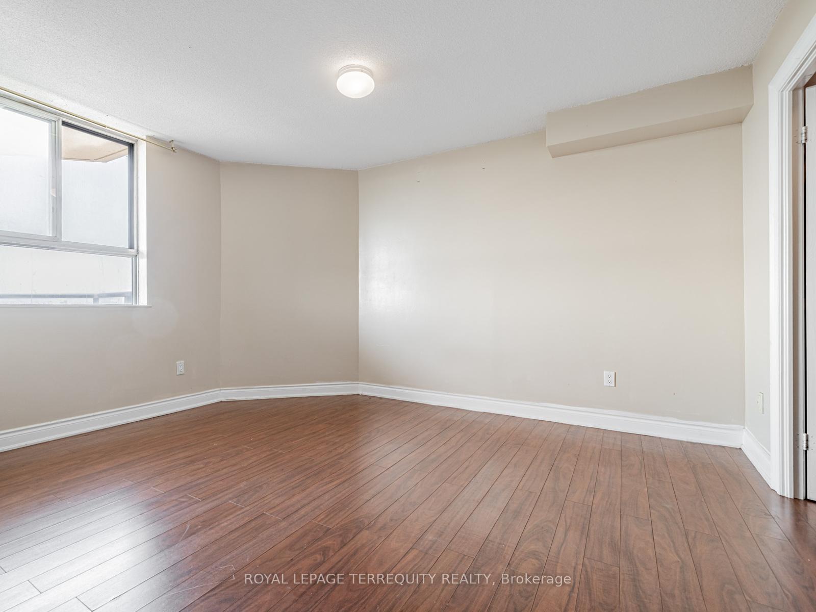 3 Bedrooms Condo at 234 Albion, Toronto For sale